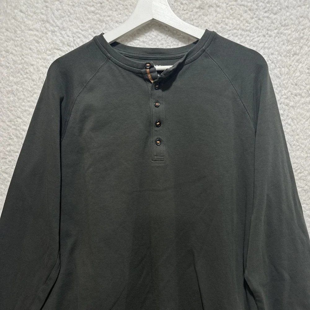 Beretta Men's long Sleeve Size XL Scout Performance Henley Green Moss‎ Baselayer